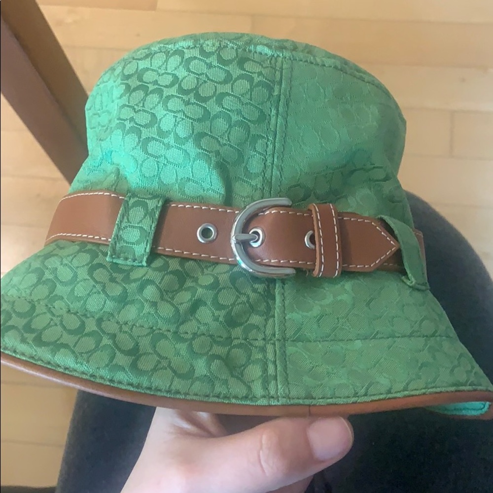 Coach bucket hat ✨💫